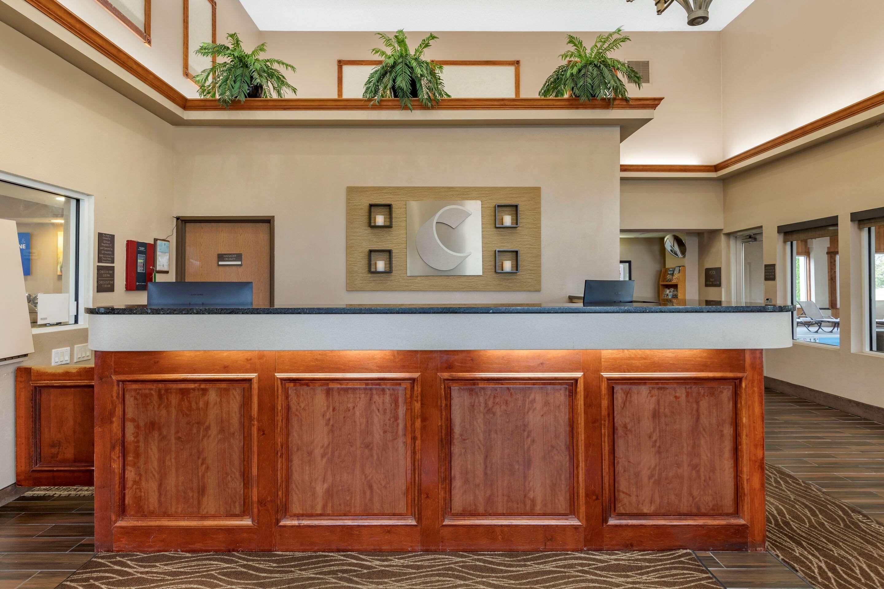 Comfort Inn & Suites Dimondale - Lansing Екстер'єр фото