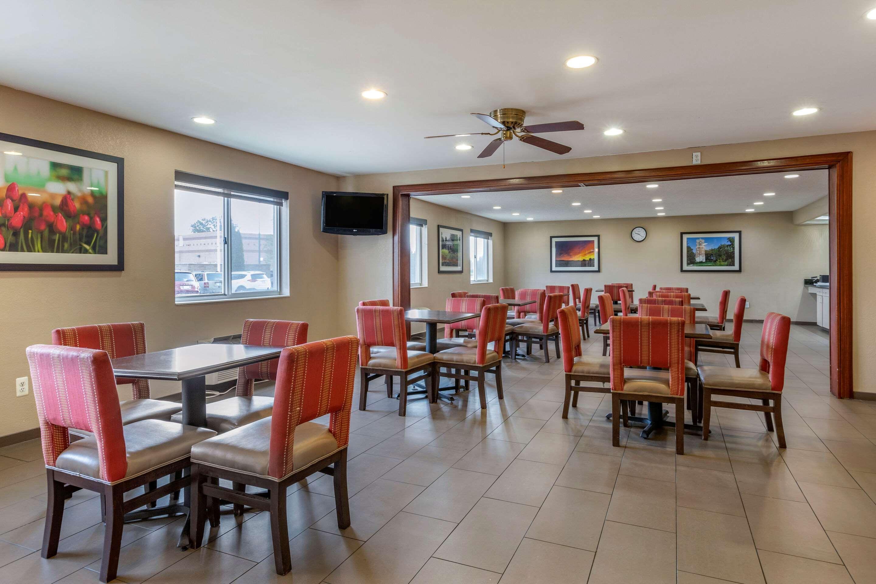 Comfort Inn & Suites Dimondale - Lansing Екстер'єр фото
