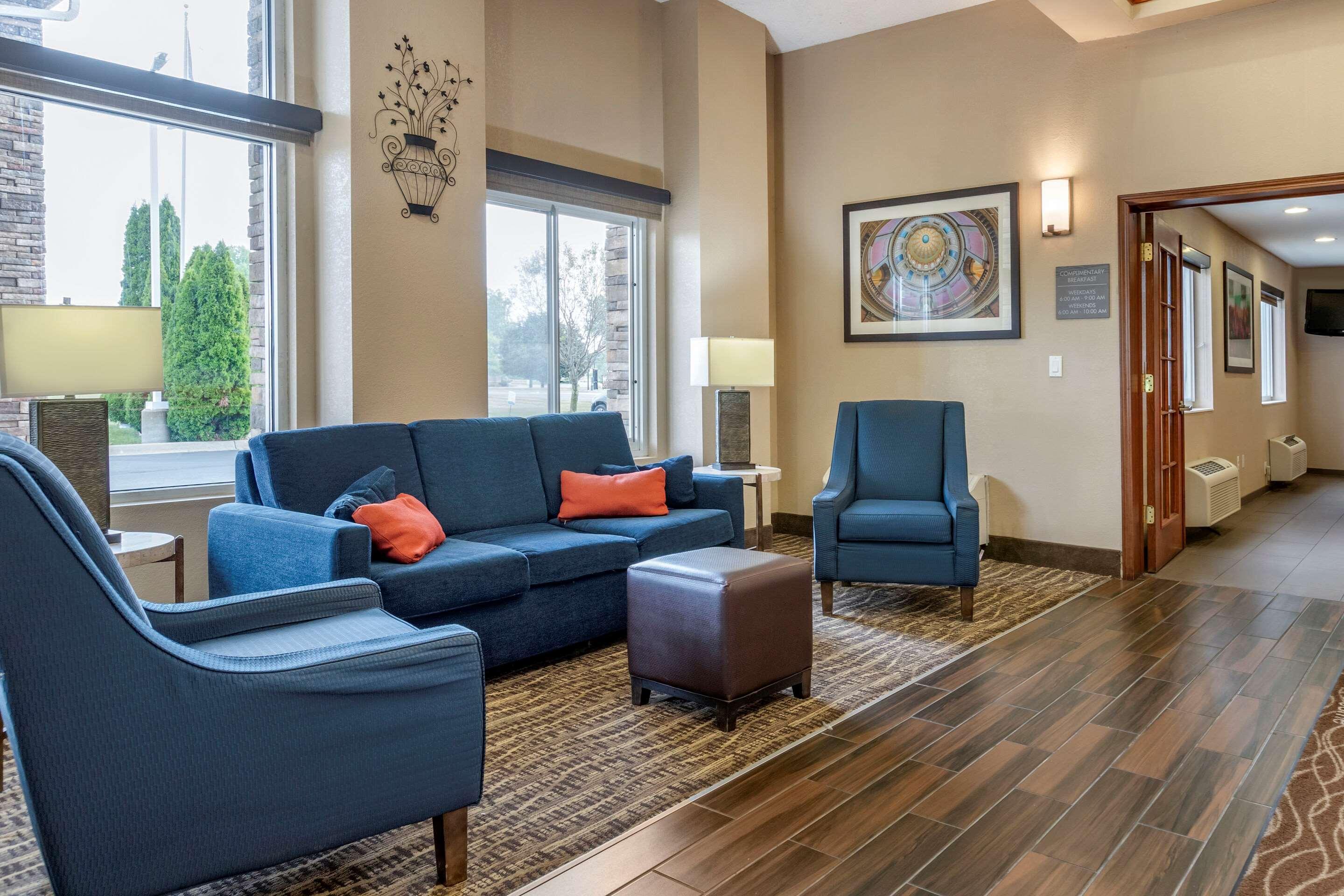 Comfort Inn & Suites Dimondale - Lansing Екстер'єр фото